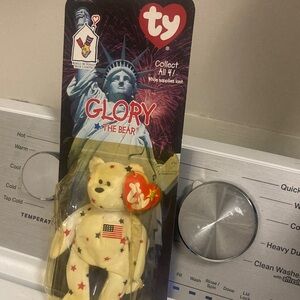 TY/Beanie baby “GLORY” the Bear in the original packaging
